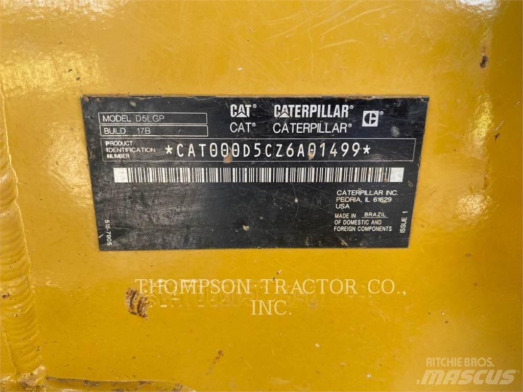 CAT D5 Bulldozer