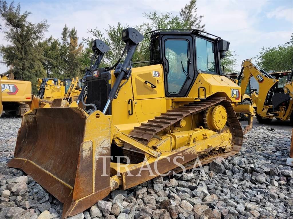 CAT D5 Bulldozer