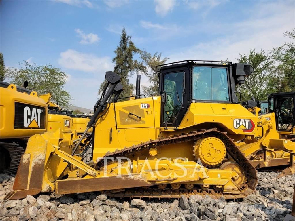 CAT D5 Bulldozer