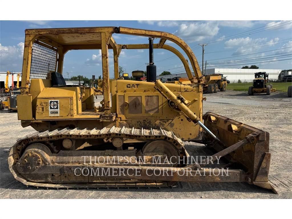 CAT D5B Bulldozer