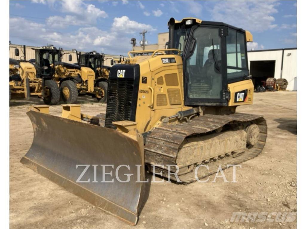 CAT D5K2 Bulldozer