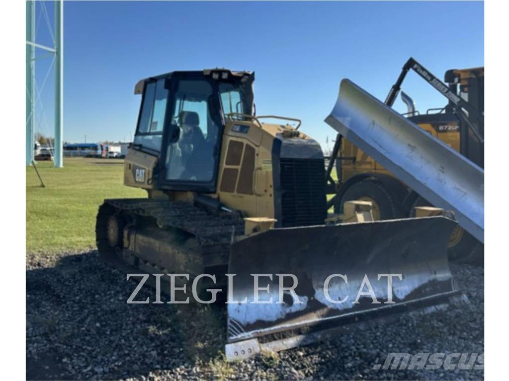 CAT D5K2 Bulldozer