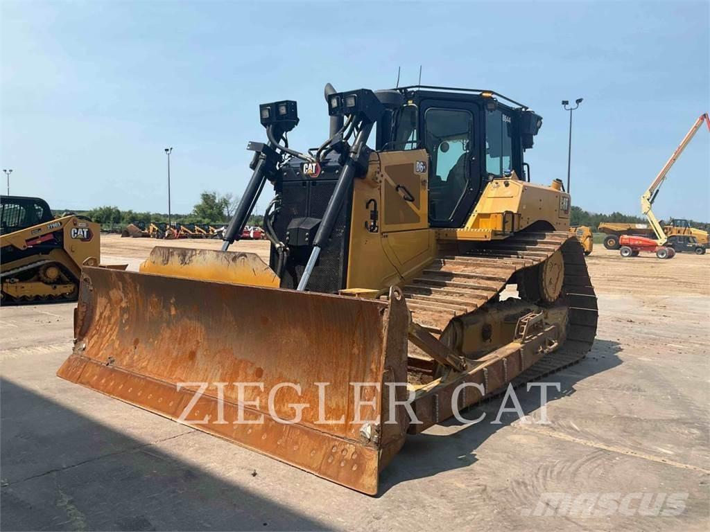 CAT D6 Bulldozer