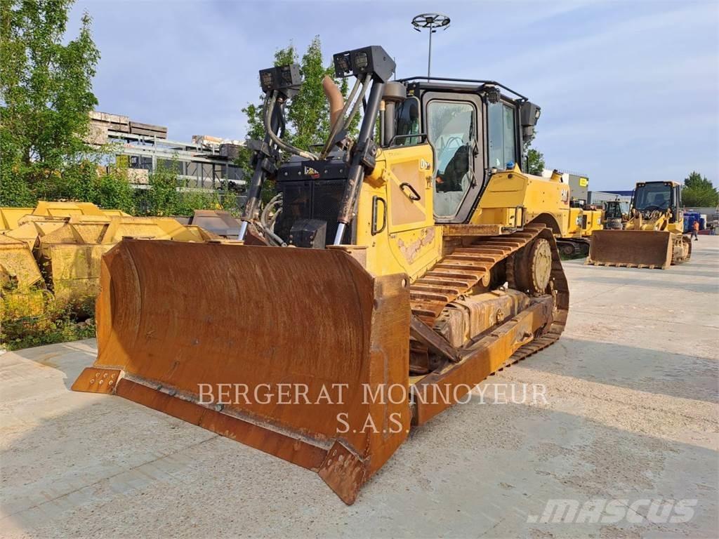 CAT D6 XE Bulldozer