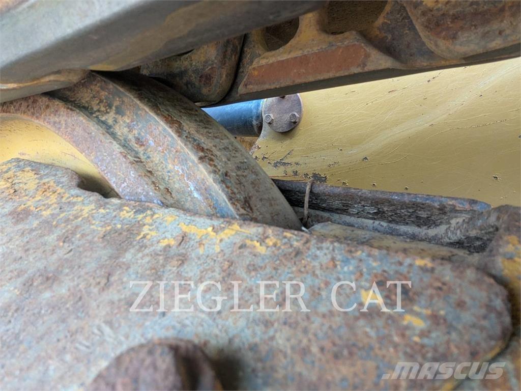 CAT D6K2 Bulldozer