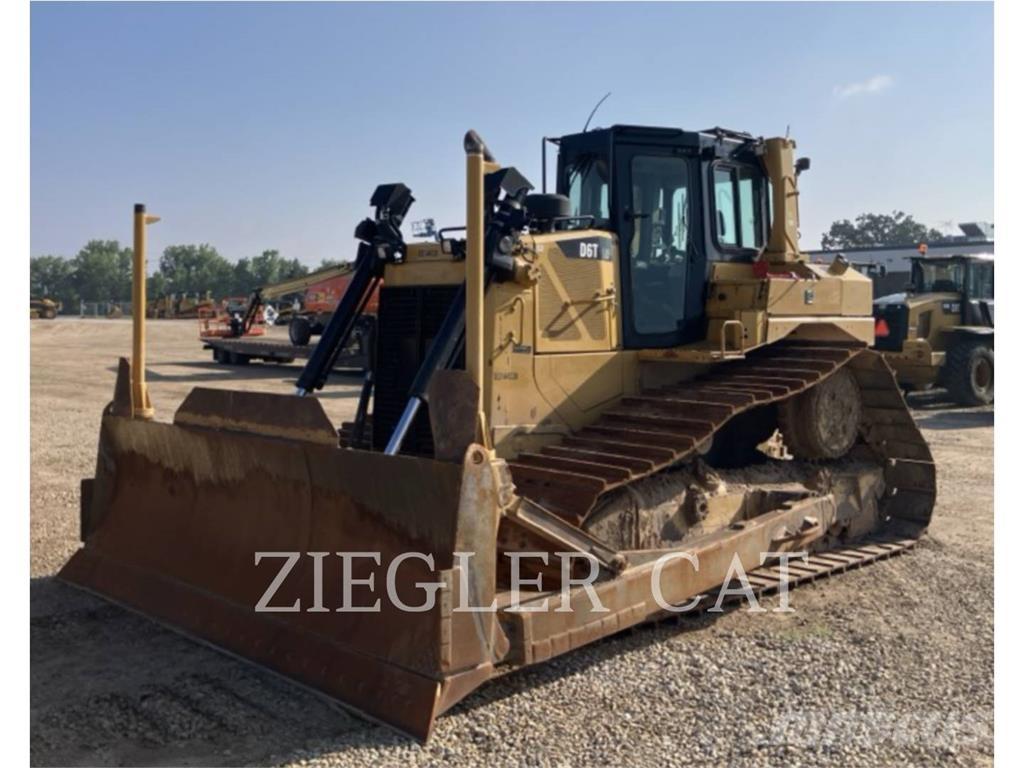 CAT D6T Bulldozer