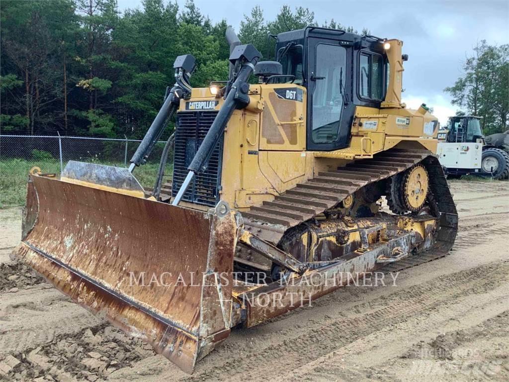 CAT D6T Bulldozer