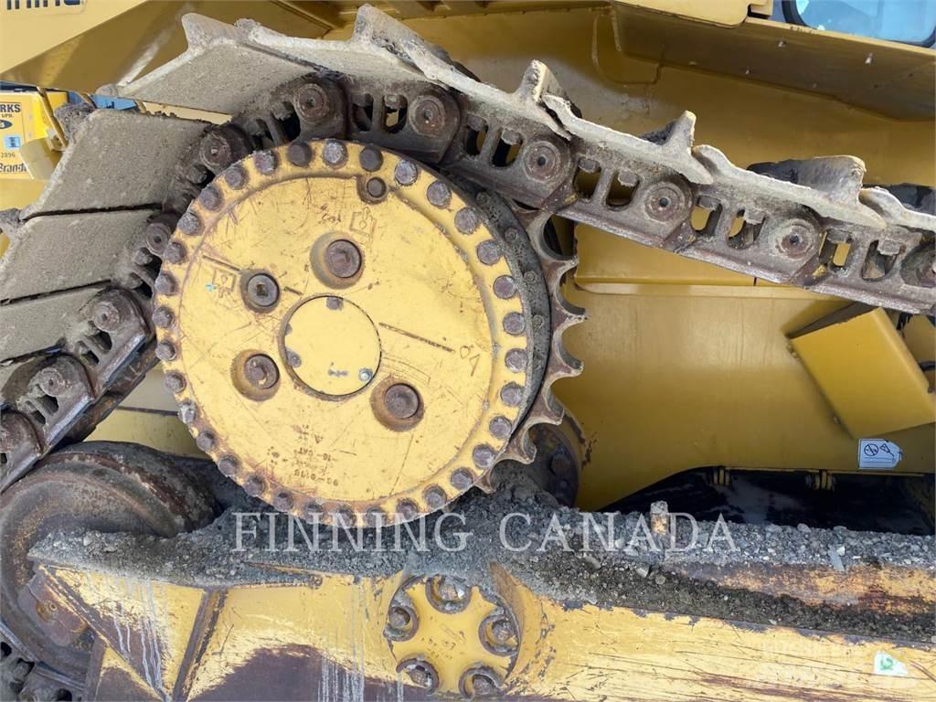 CAT D6T Bulldozer