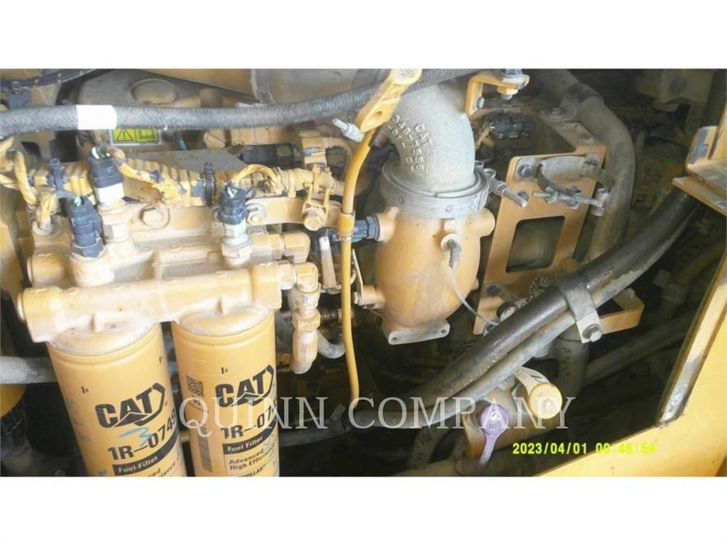 CAT D6T Bulldozer