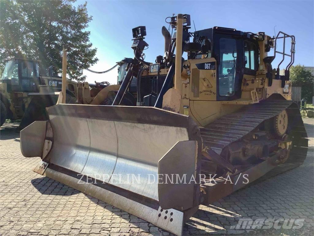 CAT D6T Bulldozer