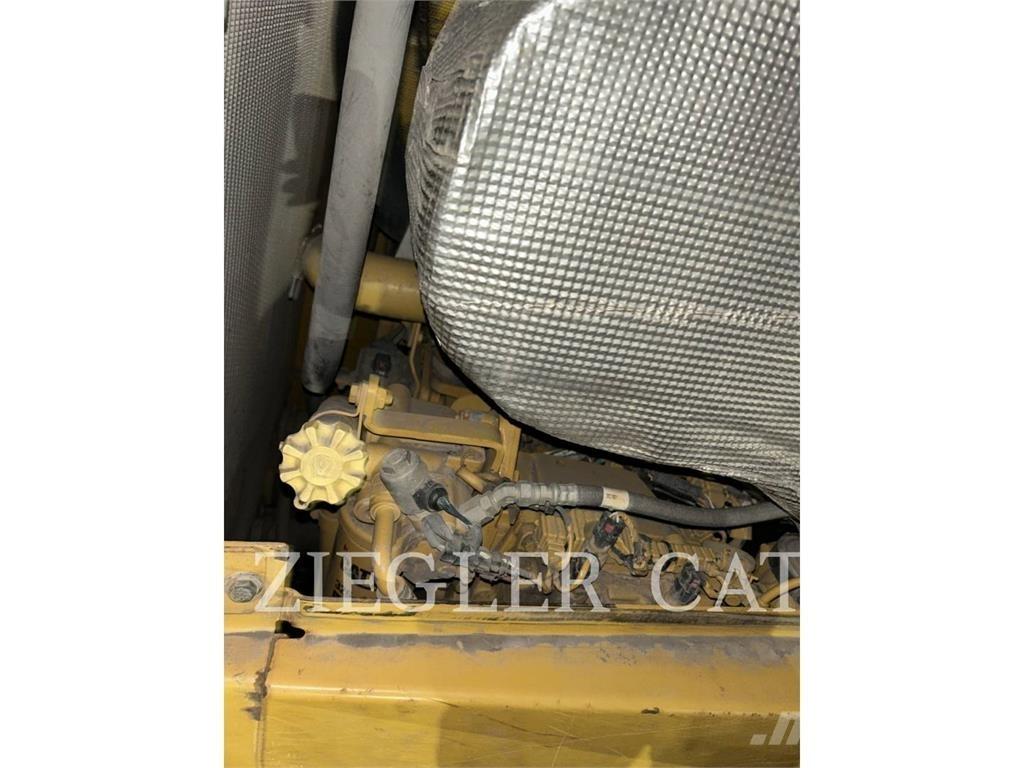 CAT D6T4FLGPA Bulldozer