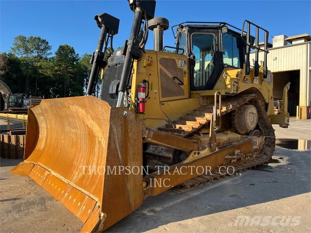 CAT D7 Bulldozer