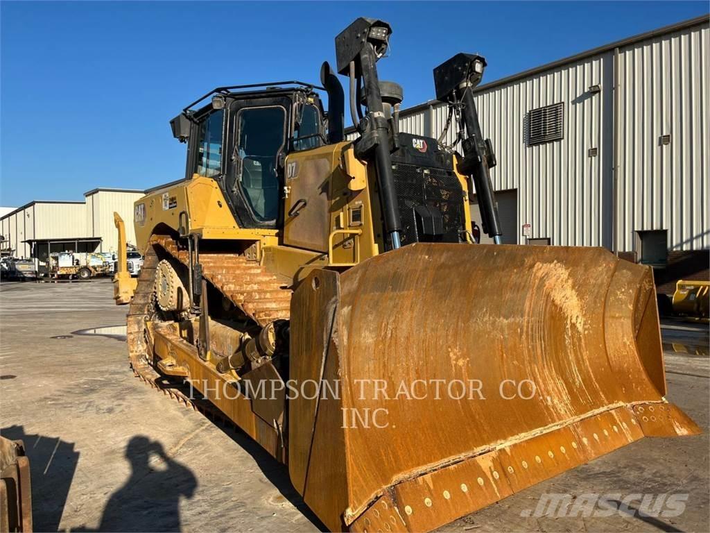 CAT D7 Bulldozer