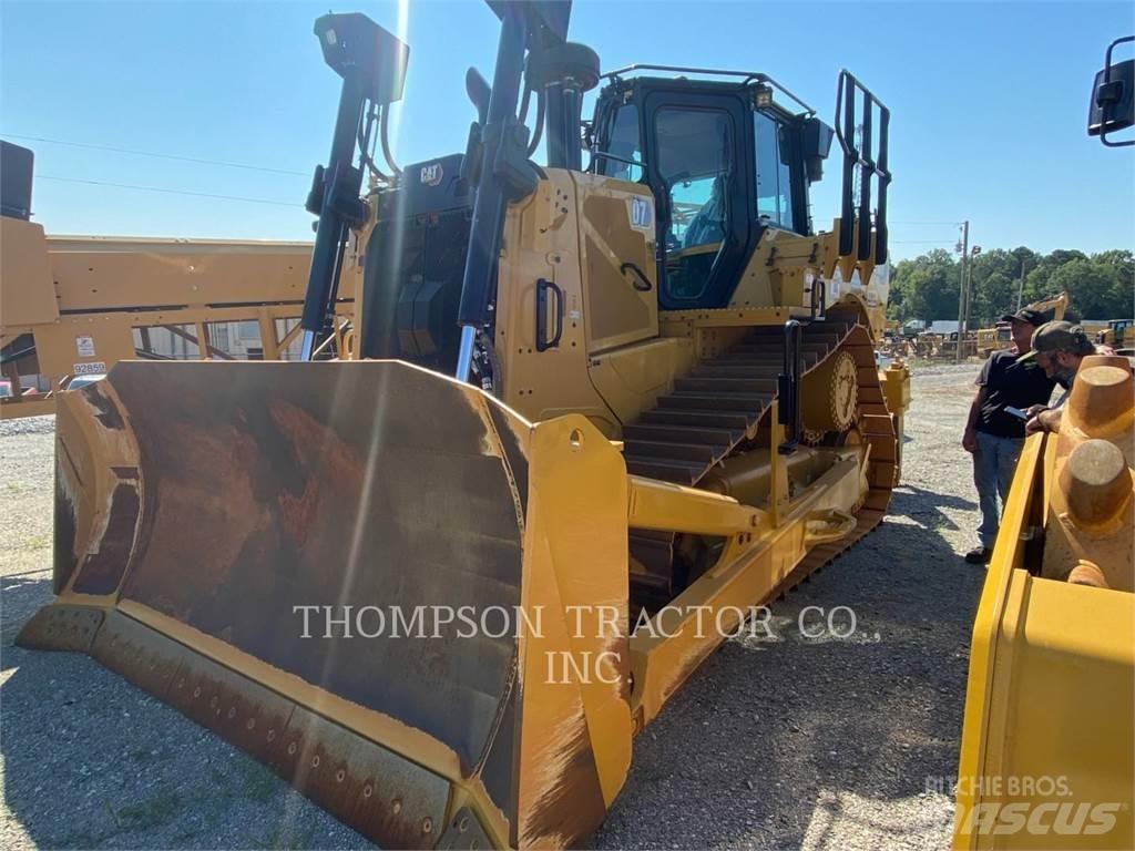 CAT D7 Bulldozer