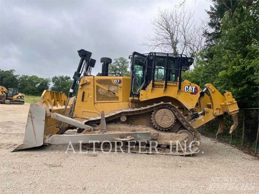 CAT D7-17 Bulldozer