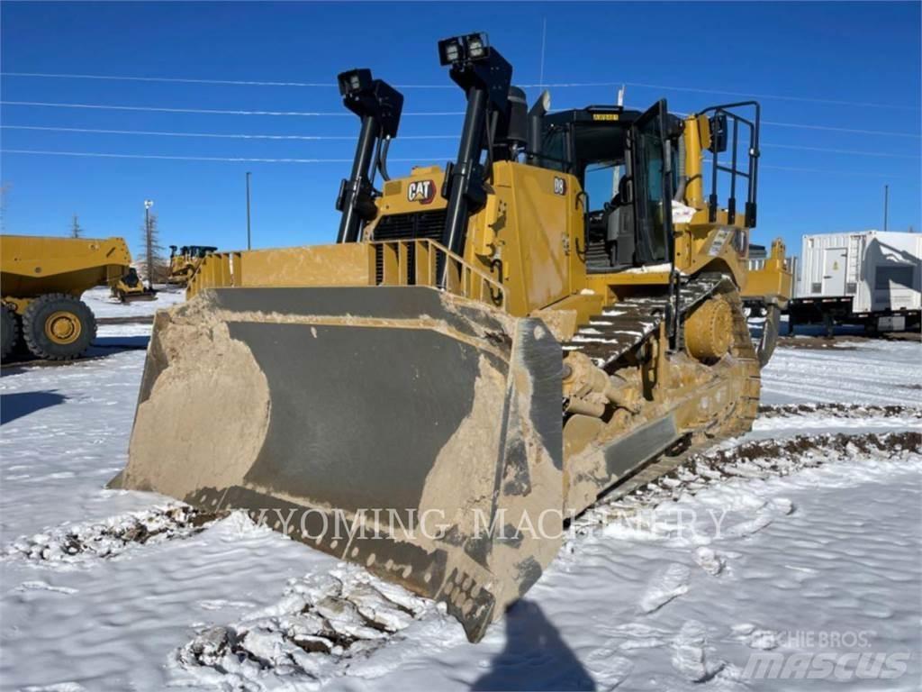 CAT D8 Bulldozer