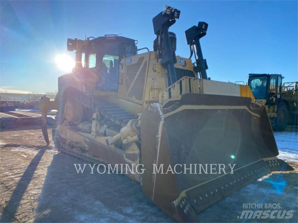 CAT D8 Bulldozer