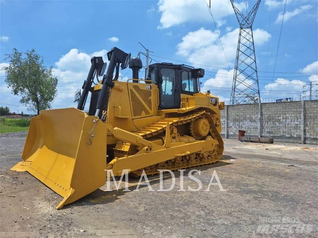 CAT D8 Bulldozer