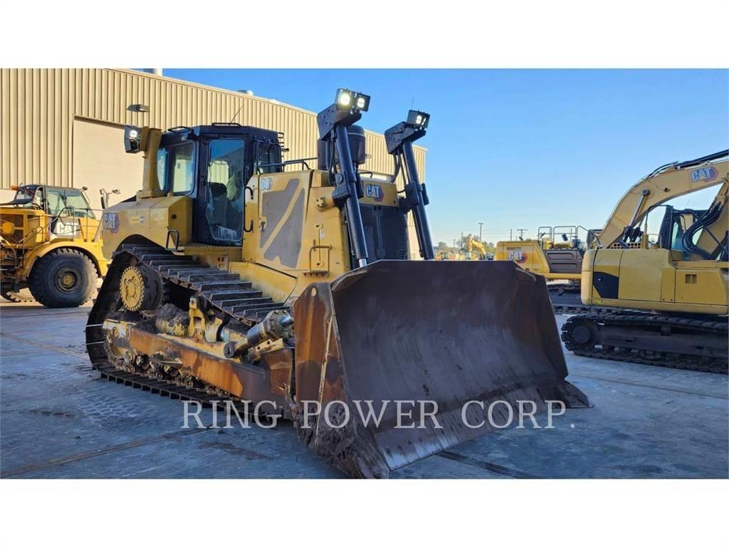 CAT D8 Bulldozer