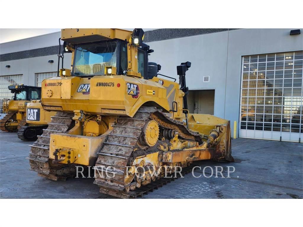 CAT D8 Bulldozer