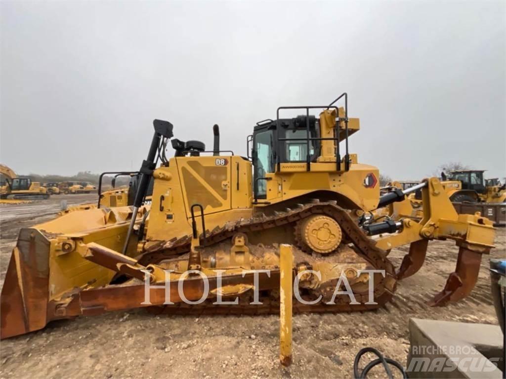 CAT D8 Bulldozer