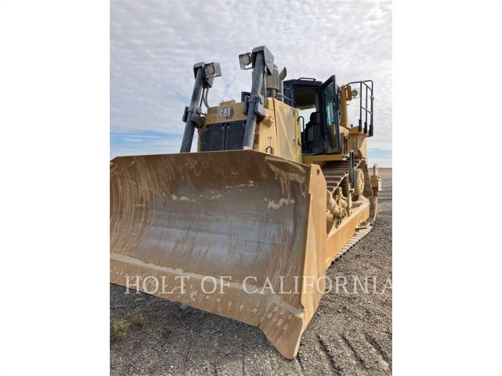 CAT D8 Bulldozer