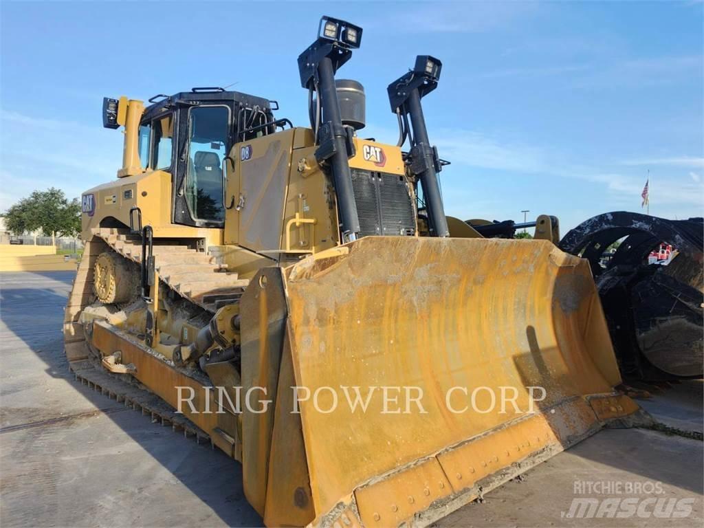 CAT D8 Bulldozer