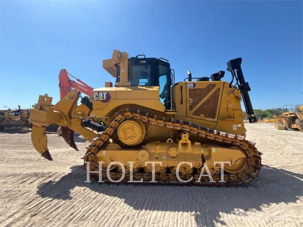 CAT D8 Bulldozer