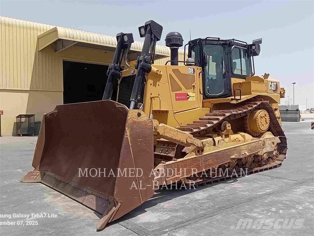 CAT D8 Bulldozer