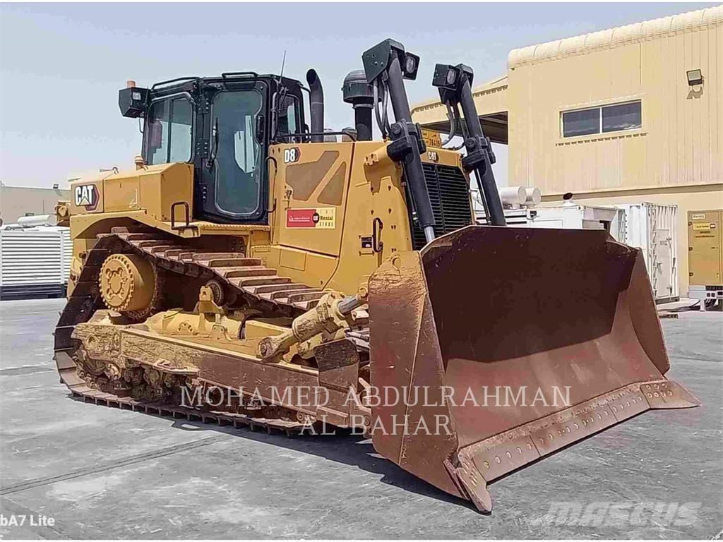 CAT D8 Bulldozer