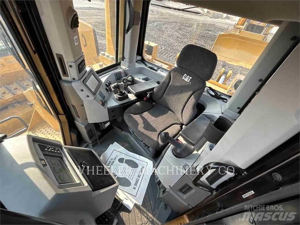 CAT D8 SU Bulldozer