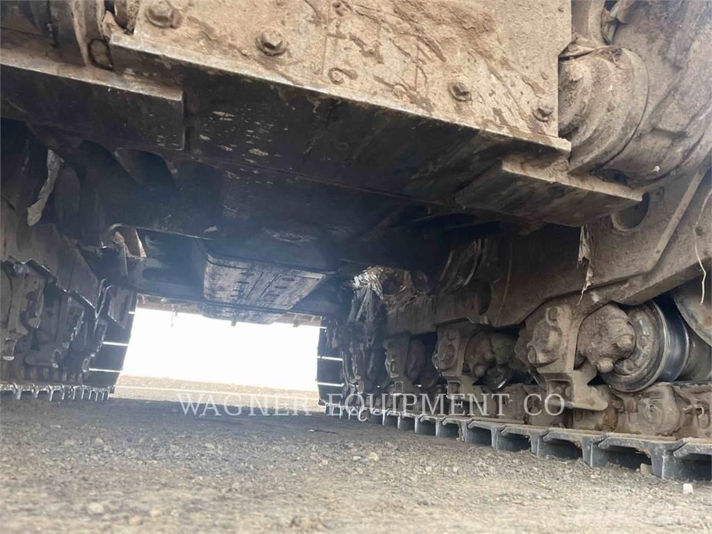 CAT D8T Bulldozer