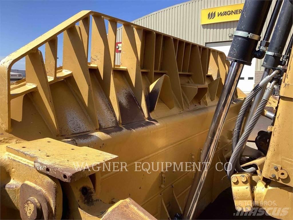 CAT D8T Bulldozer