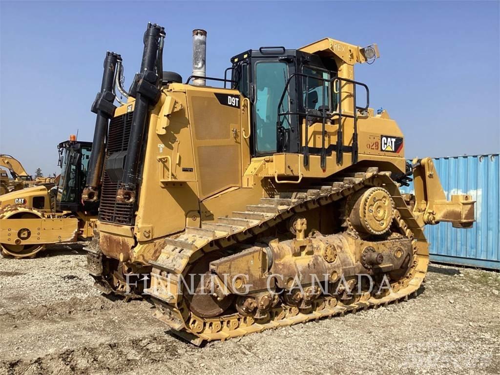 CAT D9T Bulldozer