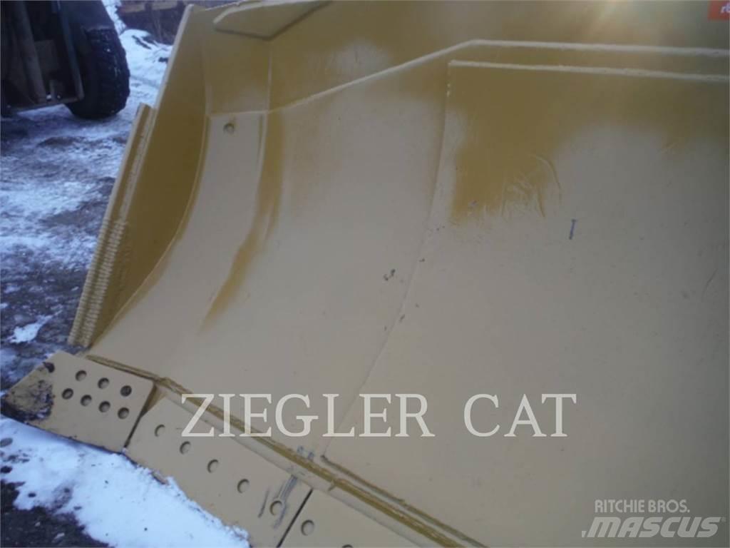 CAT D9TSUBLADE Planierschilder/Scharen
