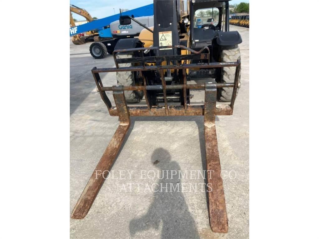 CAT FKTHT60W Teleskoplader