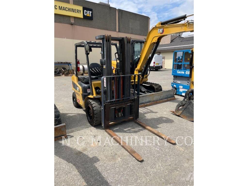 CAT GP30N5 LPG heftrucks