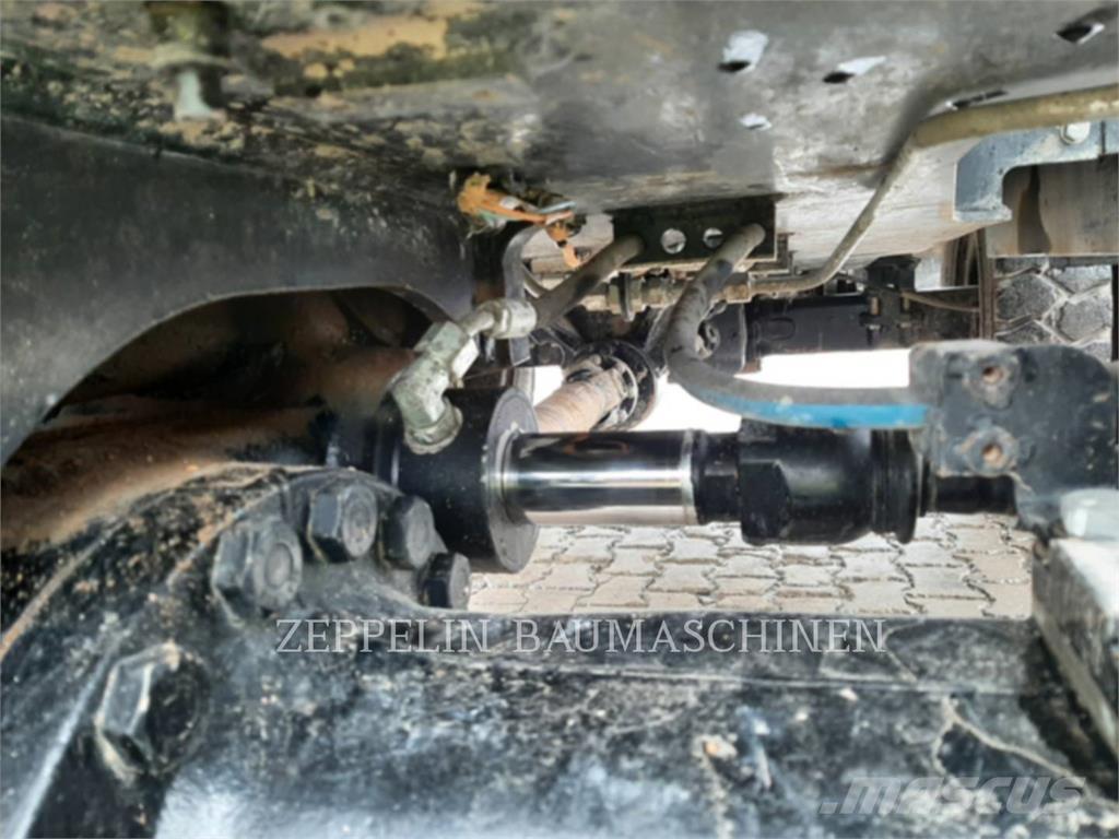 CAT M318-07A Mobilbagger