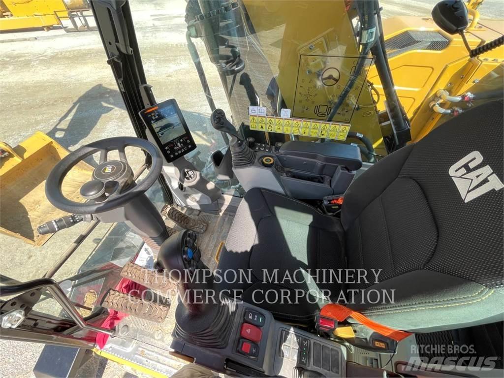 CAT M31807 Mobilbagger