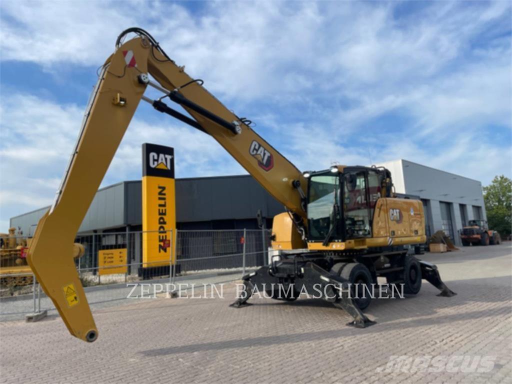 CAT MH3022-06C Abrissbagger
