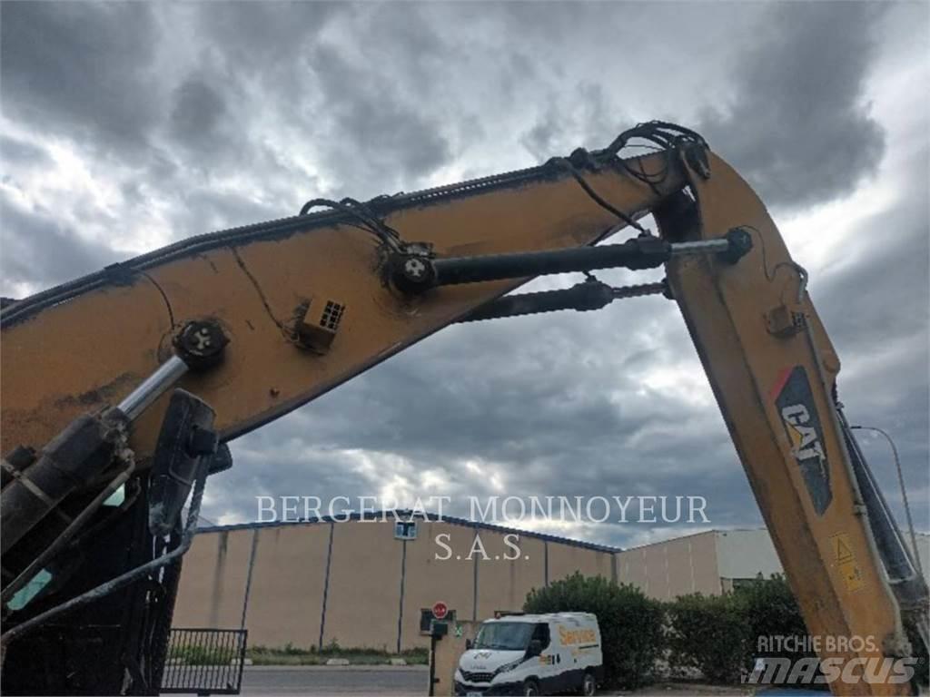 CAT MH3022-1 Mobilbagger