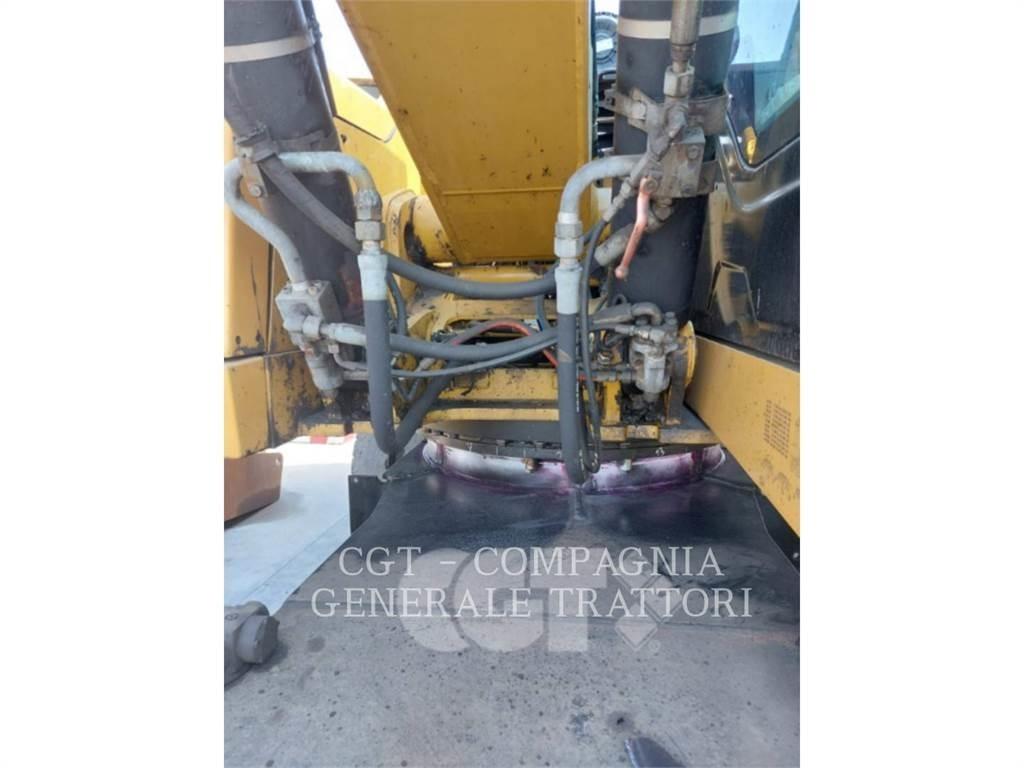 CAT MH3024 Mobilbagger