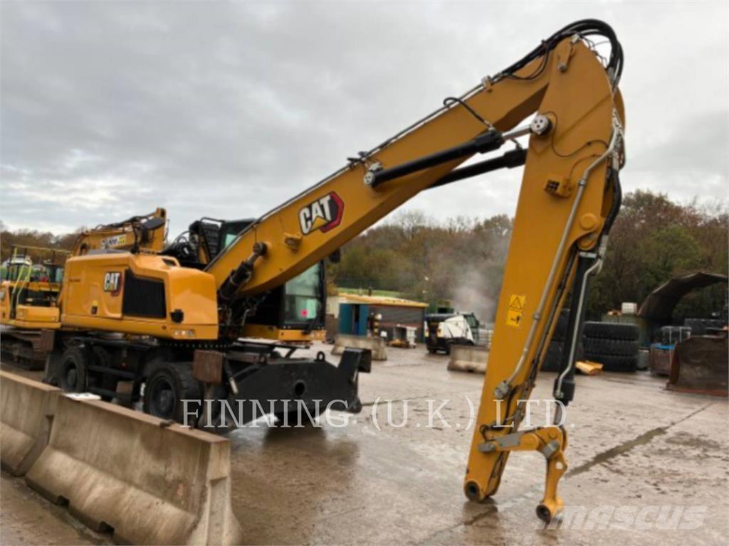 CAT MH3024 Abrissbagger