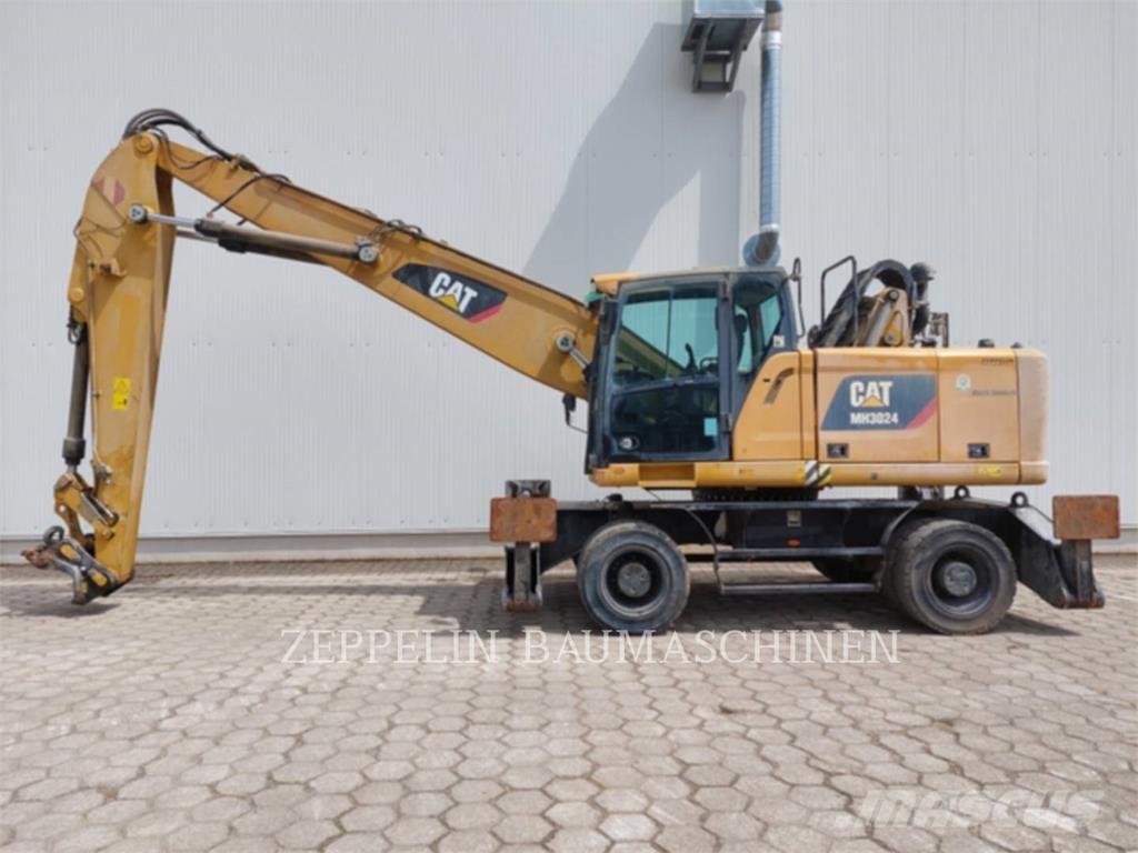 CAT MH3024-06C Abrissbagger