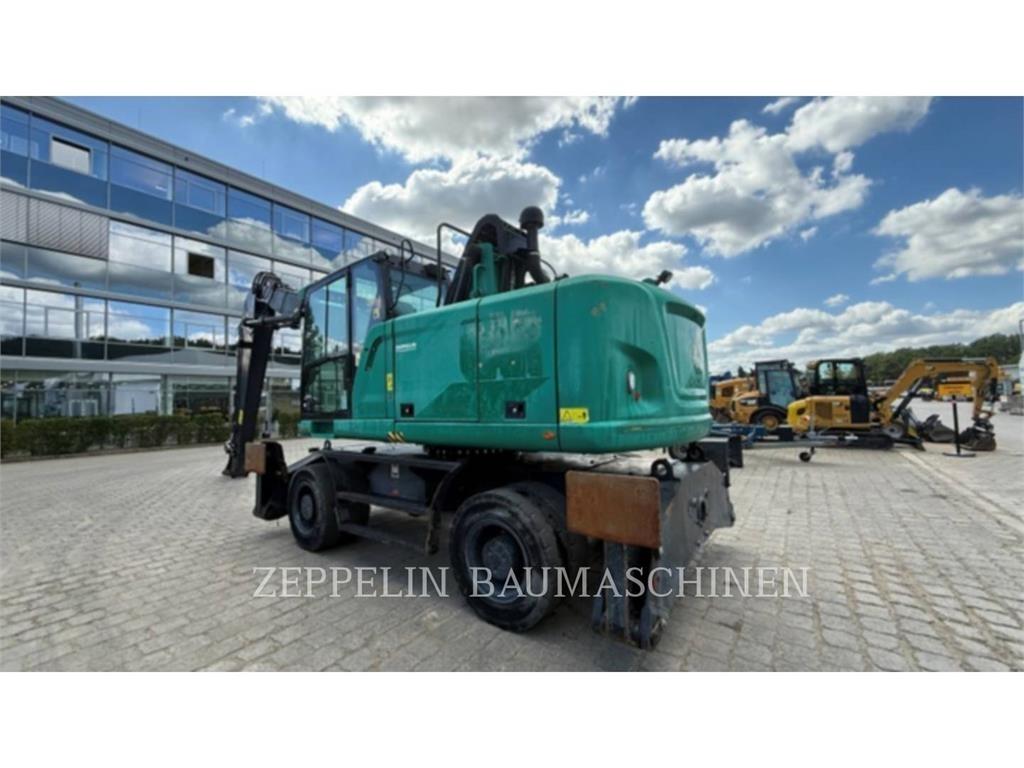CAT MH3024-06C Abrissbagger