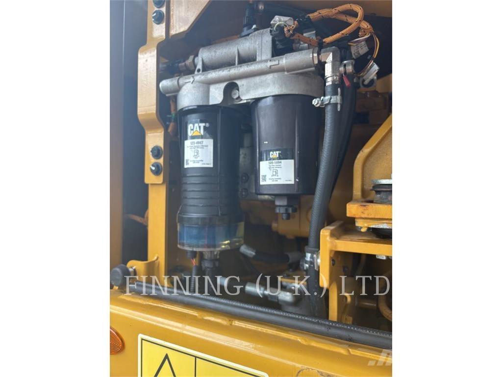 CAT MH3024 07W Mobilbagger