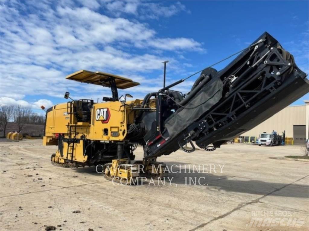 CAT PM822 Asphaltfräsen