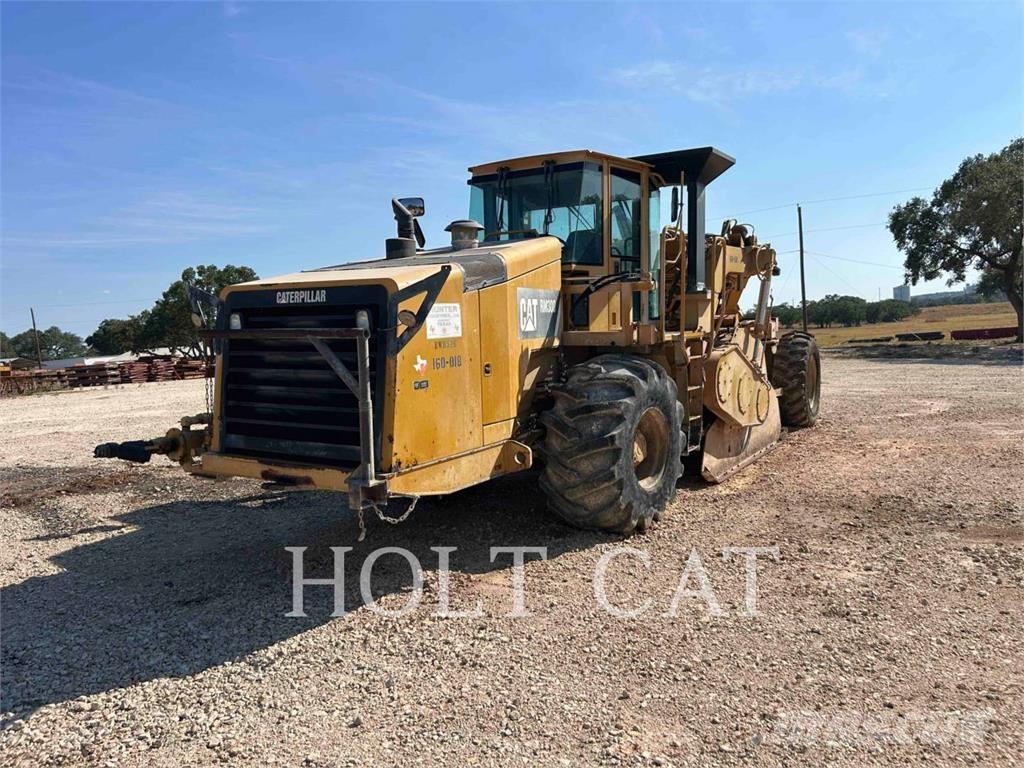 CAT RM300 Asphalt-Recycler