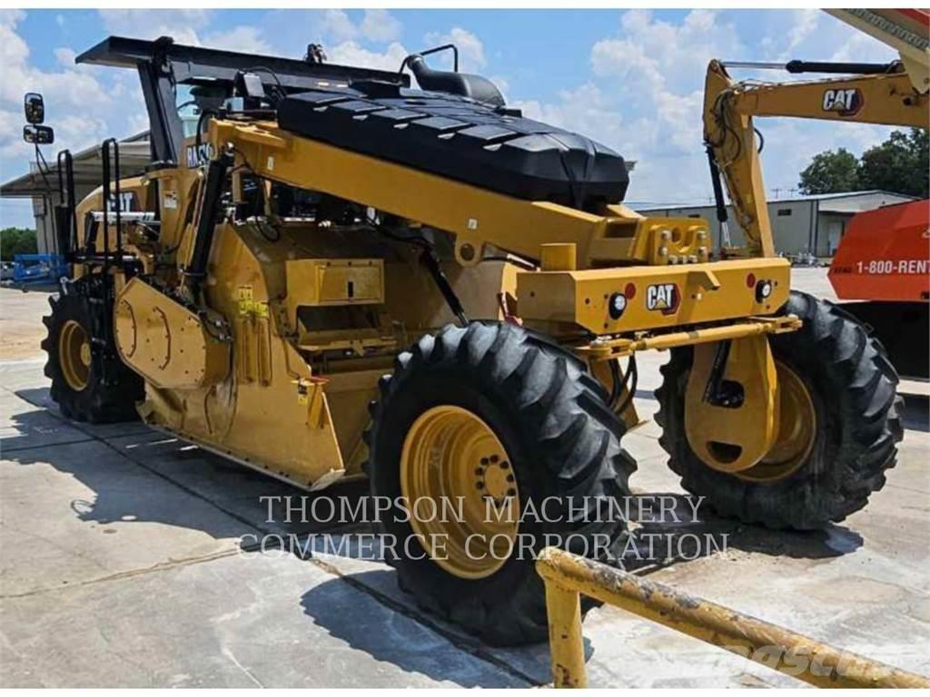 CAT RM400 Asphalt-Recycler