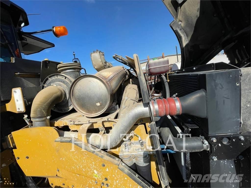 CAT RM400 CAB Asphalt-Recycler
